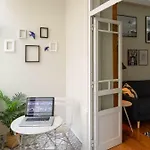 Alma De Santos Apartment Lisbon