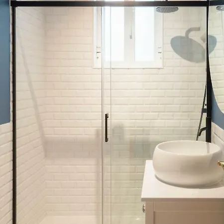 Alma De Santos Lisbon